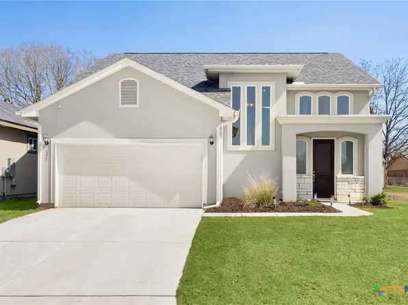 257 Club Vw E, Seguin, TX 78155