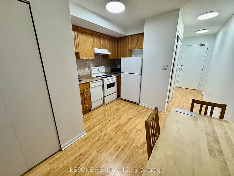 2464 Weston Rd #808 — Photo 6