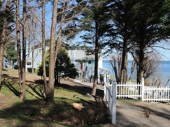 2nd image of 57 Monument Dr