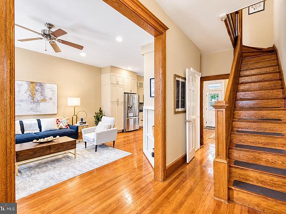 3rd image of 449 Luray Pl NW