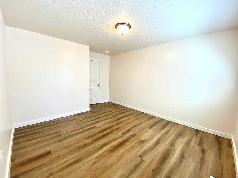 1014 N Manship Ave — Photo 27