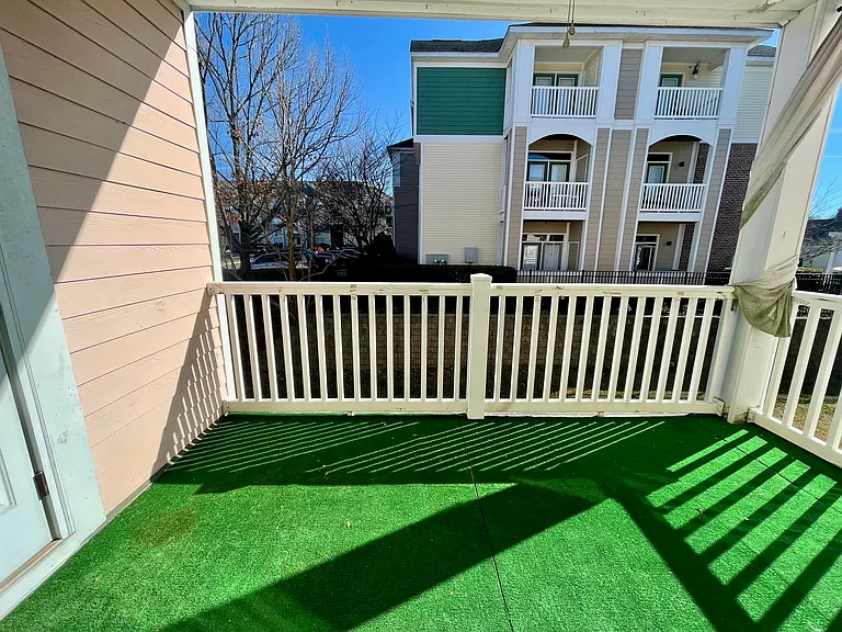 9066 Meadow Vista Rd — Photo 11