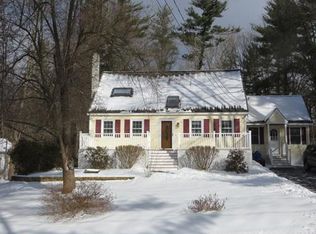 39 Valleyview Dr, Merrimack, NH 03054