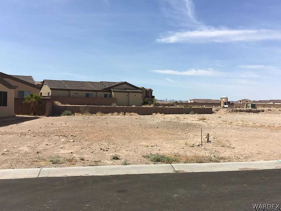 2nd image of 669 Grand Island Drive