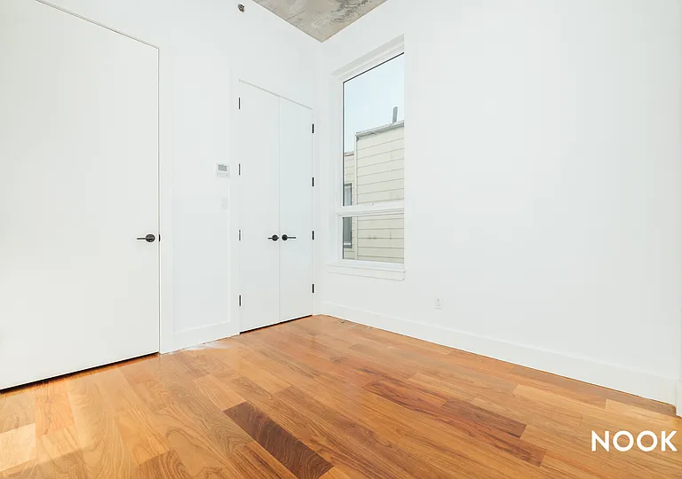 215 Freeman St #4B — Photo 7
