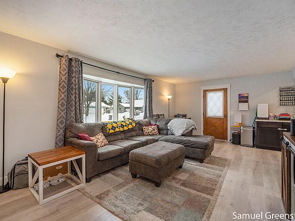 5th image of 14232 Sunview Dr
