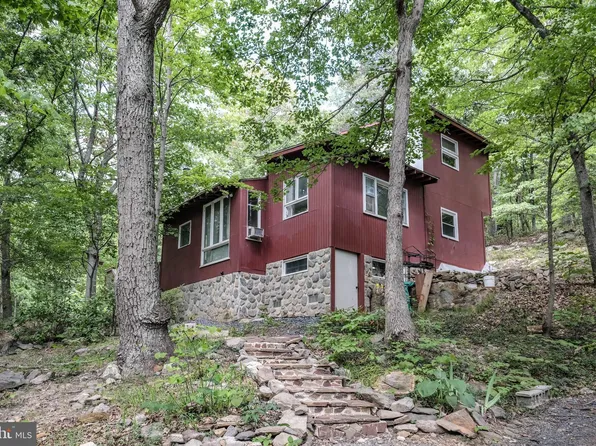 474 Drummer Hill Rd, Front Royal, VA 22630