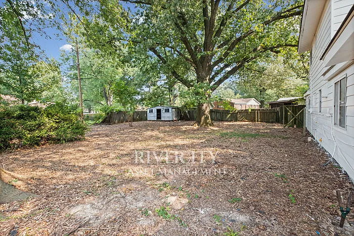 3256 Starsdale St — Photo 4