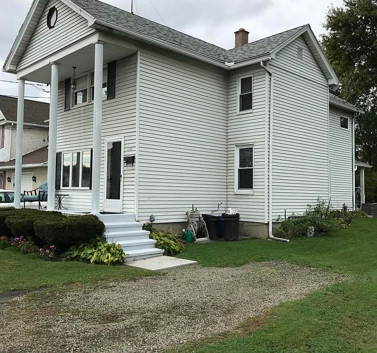 1st image of 1313 Frieda St