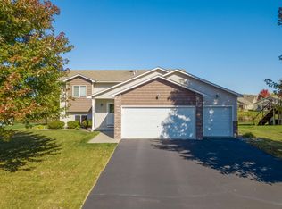 10127 179th Ave NW, Elk River, MN 55330