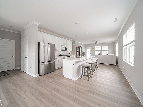 3rd image of 795 Sapp Cir