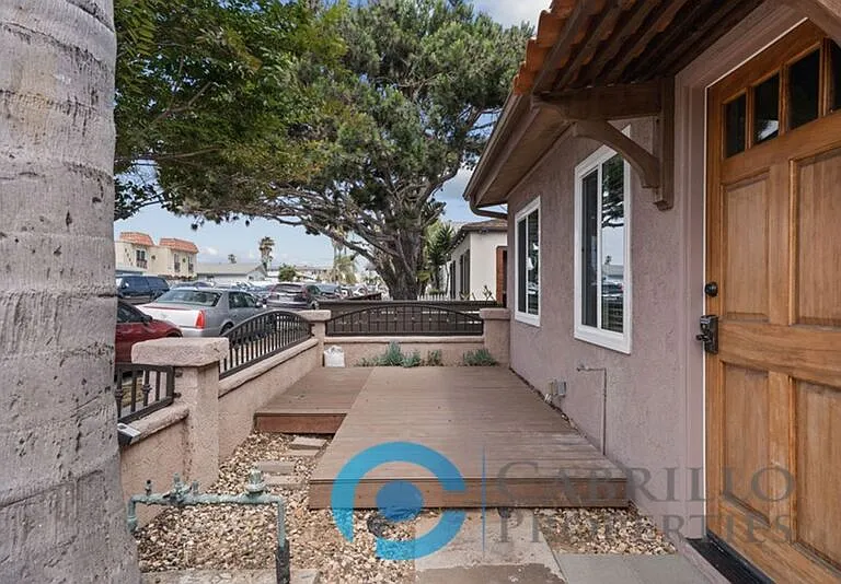 2110 Bacon St #8 — Photo 15