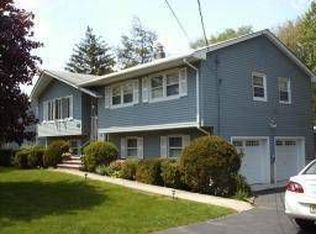 85 Laguna Dr, Wayne, NJ 07470