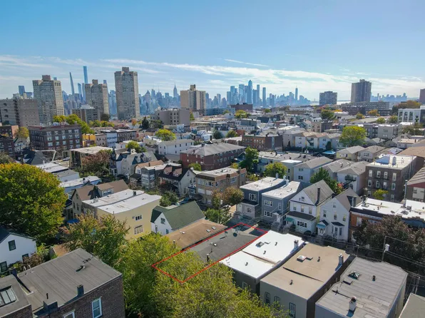 132 72nd Street image 15 of 15