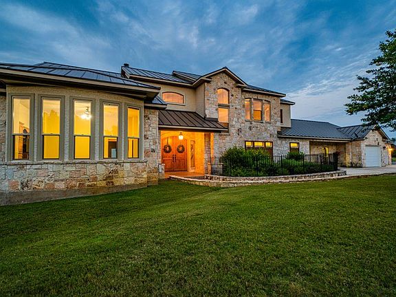2nd image of 1365 Saddlewood Blvd