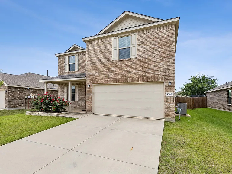 1605 Fields View Dr — Photo 2