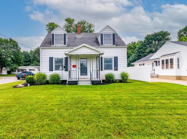 842 Pershing Dr, Circleville, OH 43113