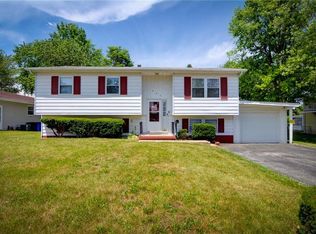 264 E Christine Dr, Decatur, IL 62526