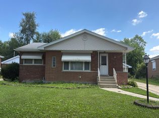 805 N Maple Dr, Chicago Heights, IL 60411