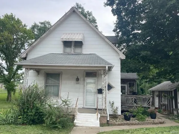 9829 W Main St, Belleville, IL 62223