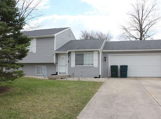 1408 N Olivewood Ct, Muncie, IN 47304