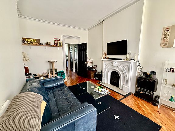 5th image of 535 Franklin Ave #2