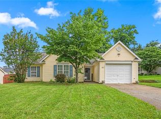 217 Fraizer Creek Rd, Winston Salem, NC 27105