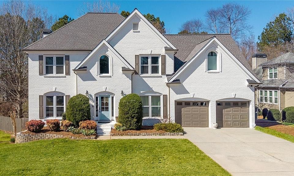 1st image of 183 Rugby Dr