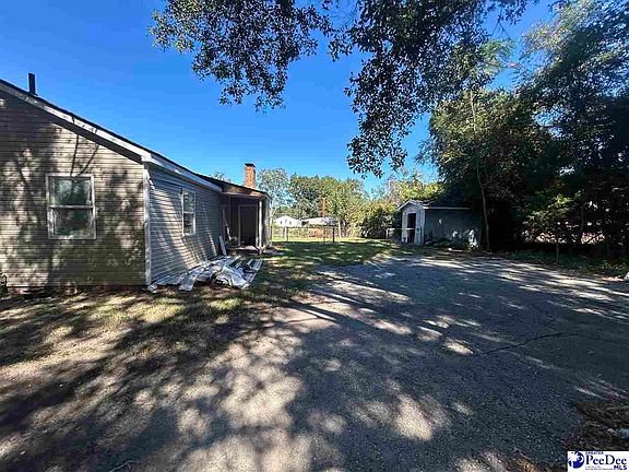 2nd image of 207 W Smith Ave