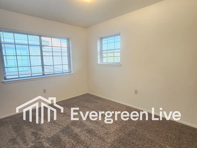 128 Fireball Dr — Photo 14