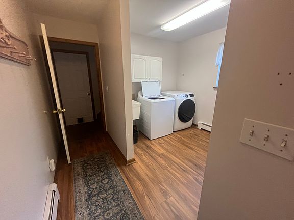 3rd image of 41 Genesee St #2