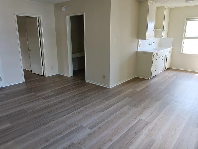 234 S Occidental Blvd #19 — Photo 2
