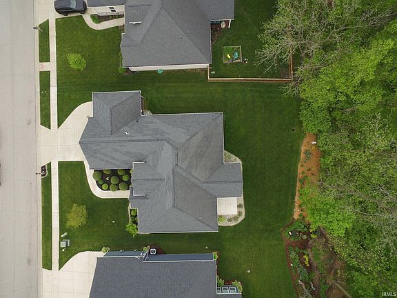 3rd image of 2058 Fieldstone Dr