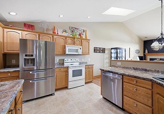 2nd image of 2121 45th STREET #G
