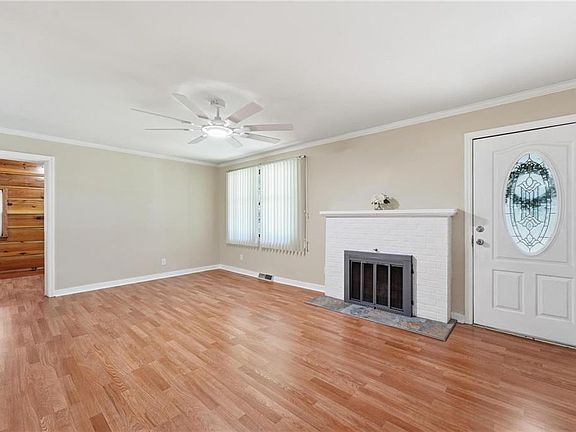 3rd image of 2012 S Ralston Ave