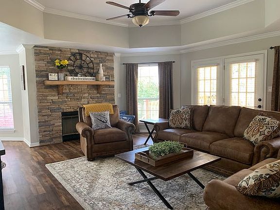 5th image of 1510 Beachrock Dr