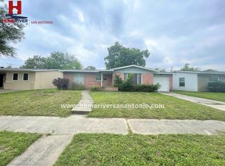 558 Storeywood Dr, San Antonio, TX 78213