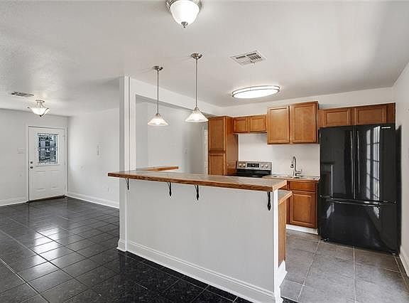 5th image of 4026 W Loyola Dr
