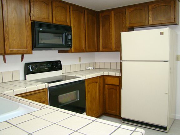 4th image of 4743 Lago Vista Cir