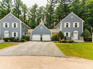 16 Spinnaker Ln #B, Taunton, MA 02780