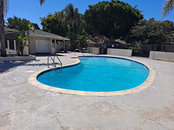 2nd image of 2635 Sextant Ave