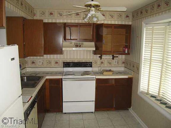 3rd image of 317 E Montcastle Dr Unit F