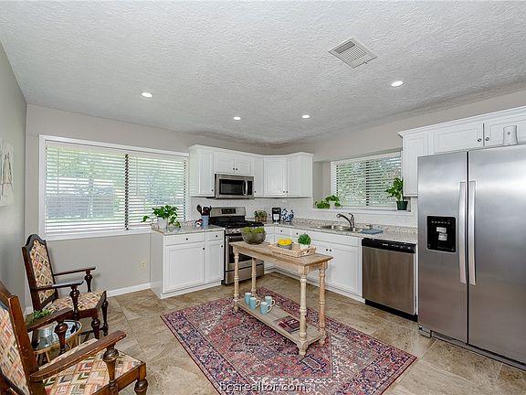 5th image of 7800 Shiloh Ct