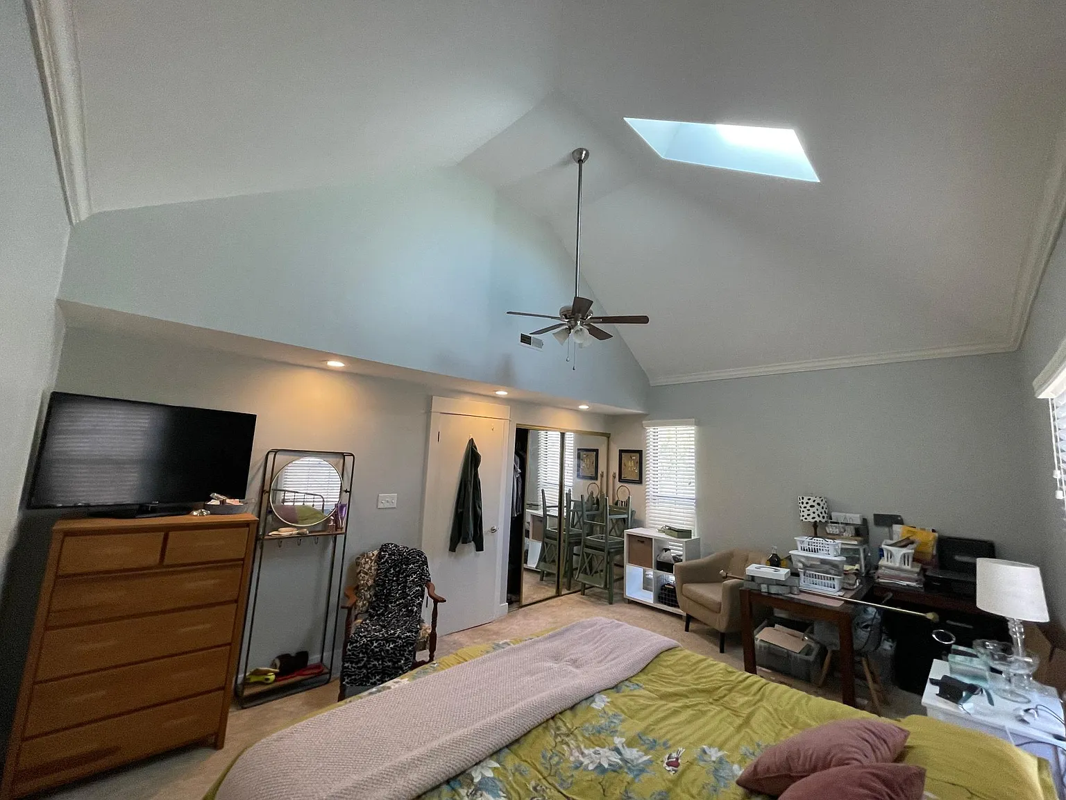 425 W 9th St N — Photo 4