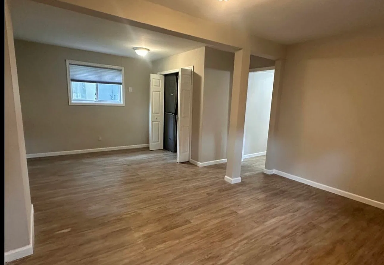 3 bed, 1459 sqft, $2,300 — Photo 2