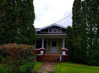 1324 W Pine St, Kewanee, IL 61443