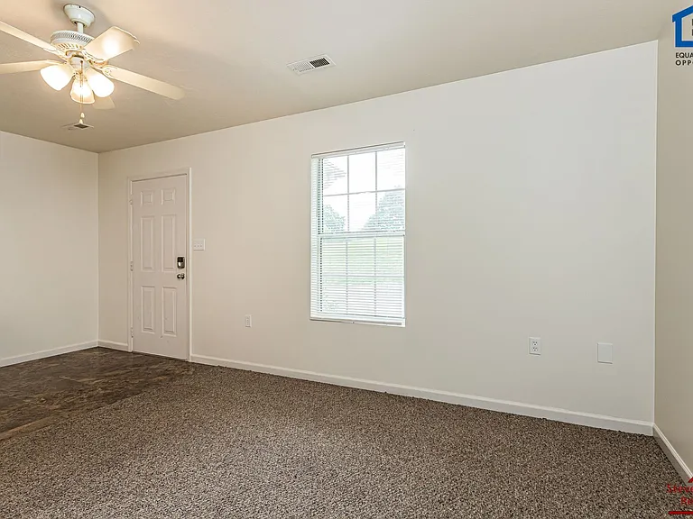 6485 Son Light Way — Photo 3