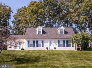 349 Kelly Ave, Mount Joy, PA 17552