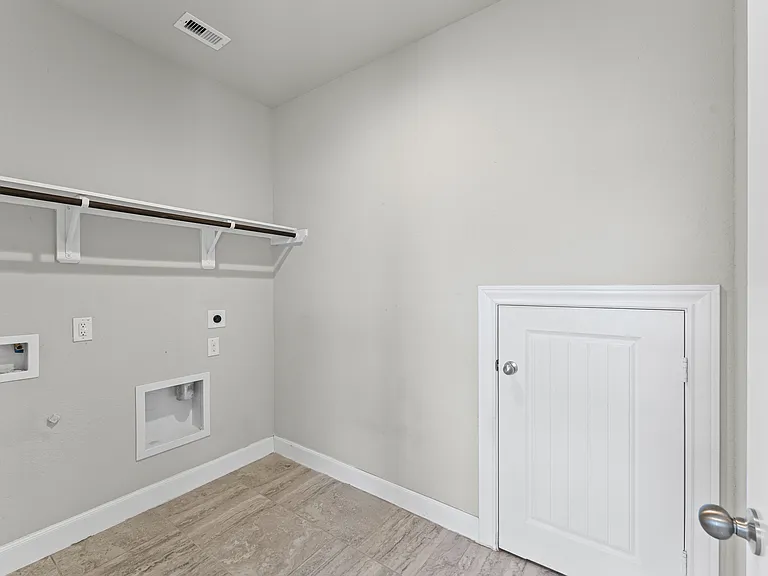 1015 Pink Lily Ln — Photo 15