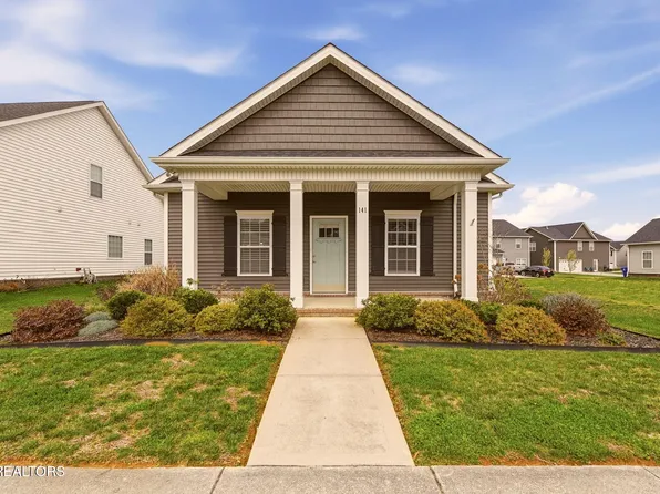 141 Hardinberry St, Oak Ridge, TN 37830